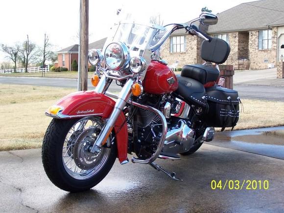 Scarlet Red '10 FLSTC