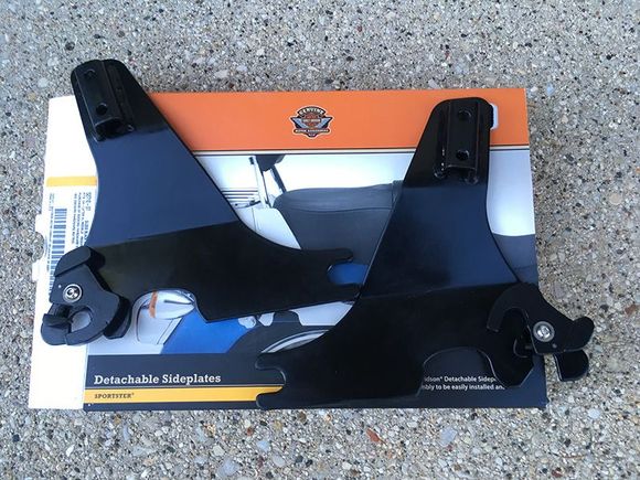 Detachable sideplates