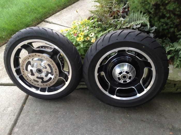 2012 Street glide wheels/tires like new. 500 miles Harley Davidson Forums