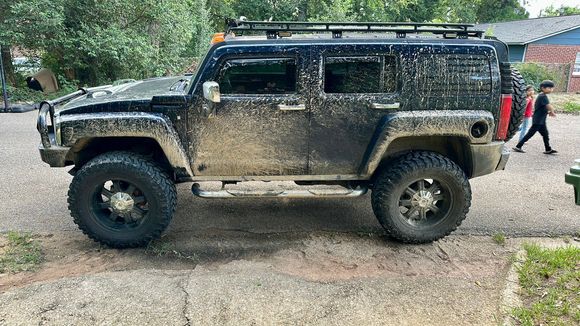 Well, i just finished the suspension upgrade to my new Alpha.  It had the Rancho kit installed but with the stock springs. I replaced the springs with Old man Emu HD springs with 3” drop shackles and ubolt plates from https://schwarttzy.com/h3-hummer/

Raised the torsion bars to match. Took it to Talladega National Forest over the weekend and it did outstanding. 
Just wanted to share this with everyone. 