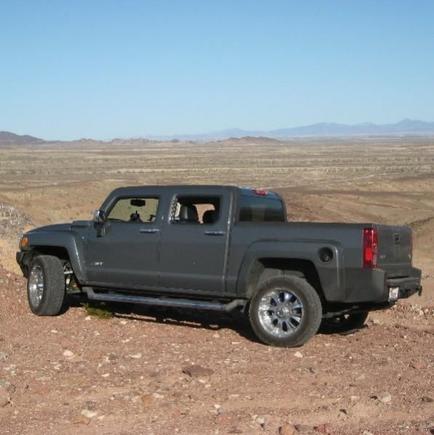 Hummer H3T 20100213 N 33 27 06.3. W 114 51 55.7