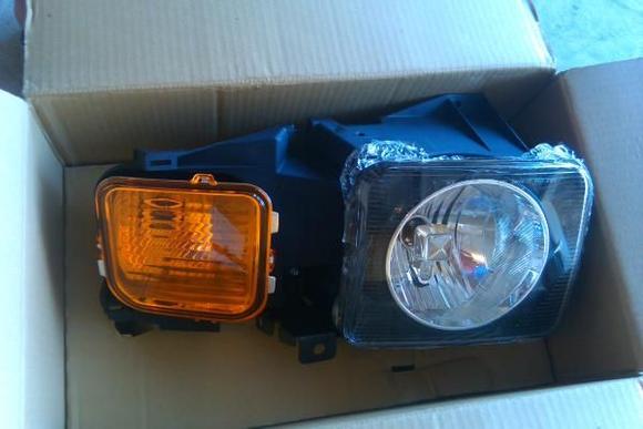 Replacement headlight