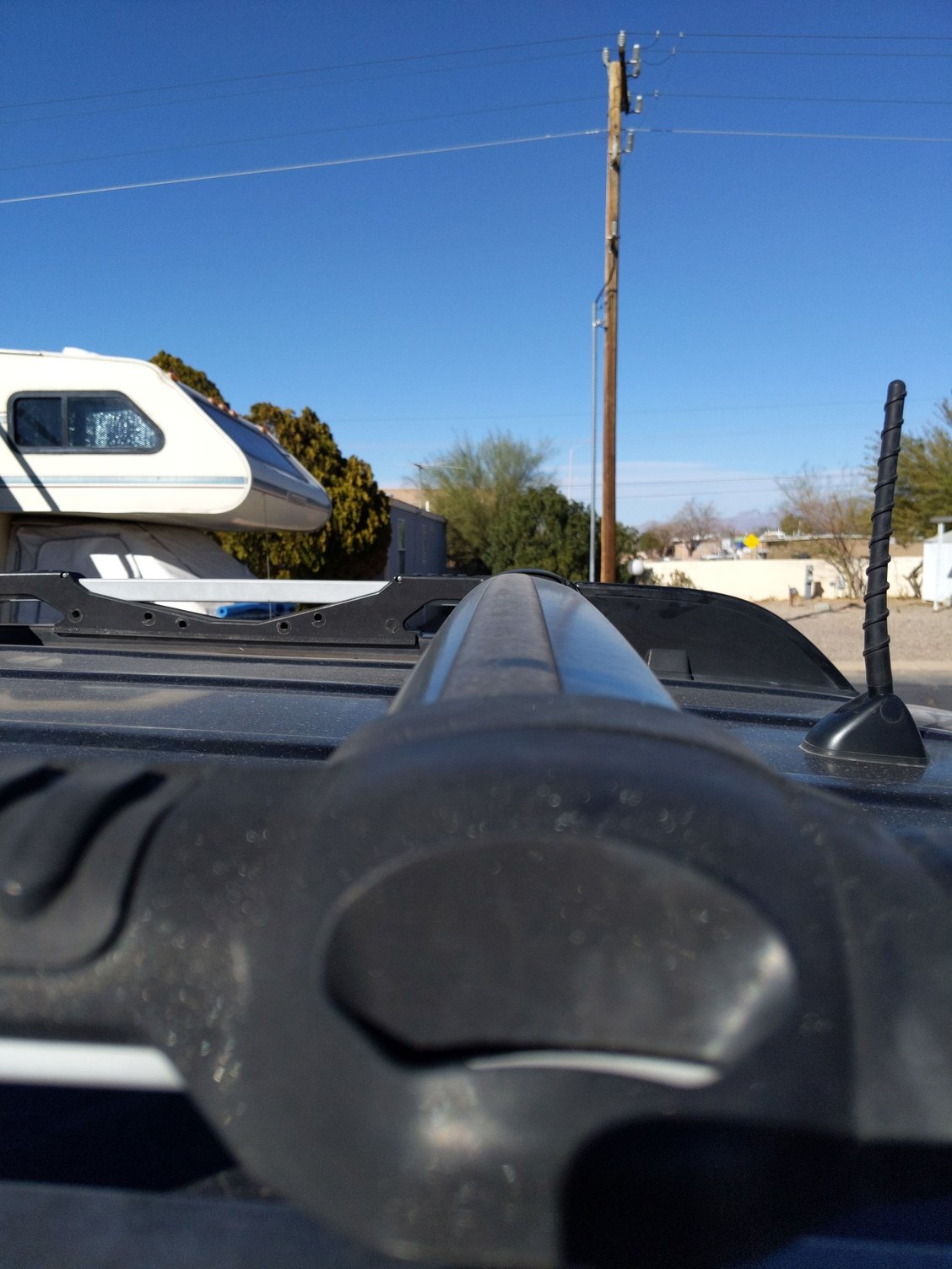 2006 Tucson roof rack cross bars removal Hyundai Forum Hyundai