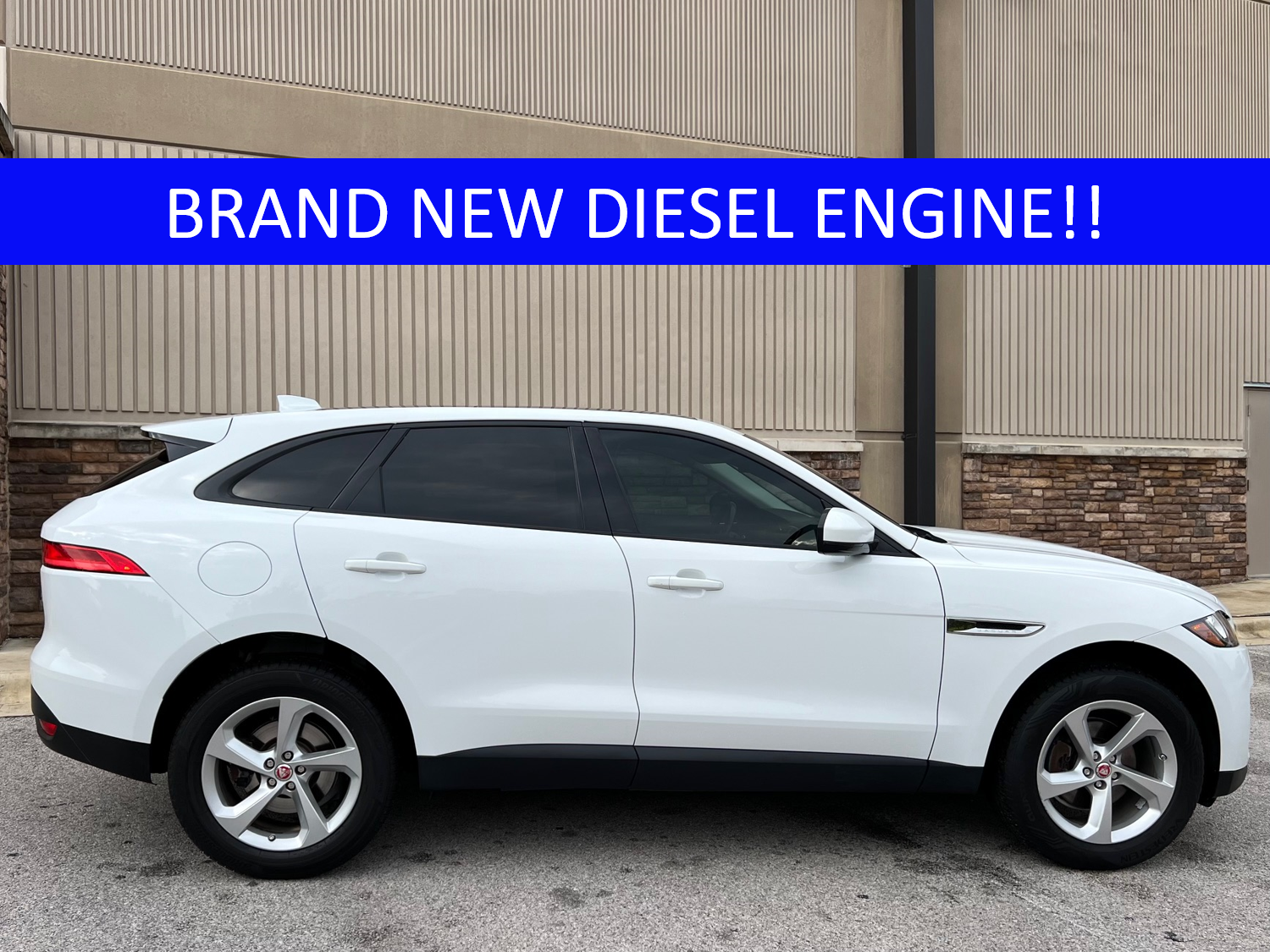 2017 Jaguar F-Pace - Diesel F-Pace with BRAND NEW DIESEL ENGINE!! - Used - VIN SADCJ2BN3HA089409 - 110,088 Miles - 4 cyl - AWD - Automatic - SUV - White - Austin, TX 78634, United States