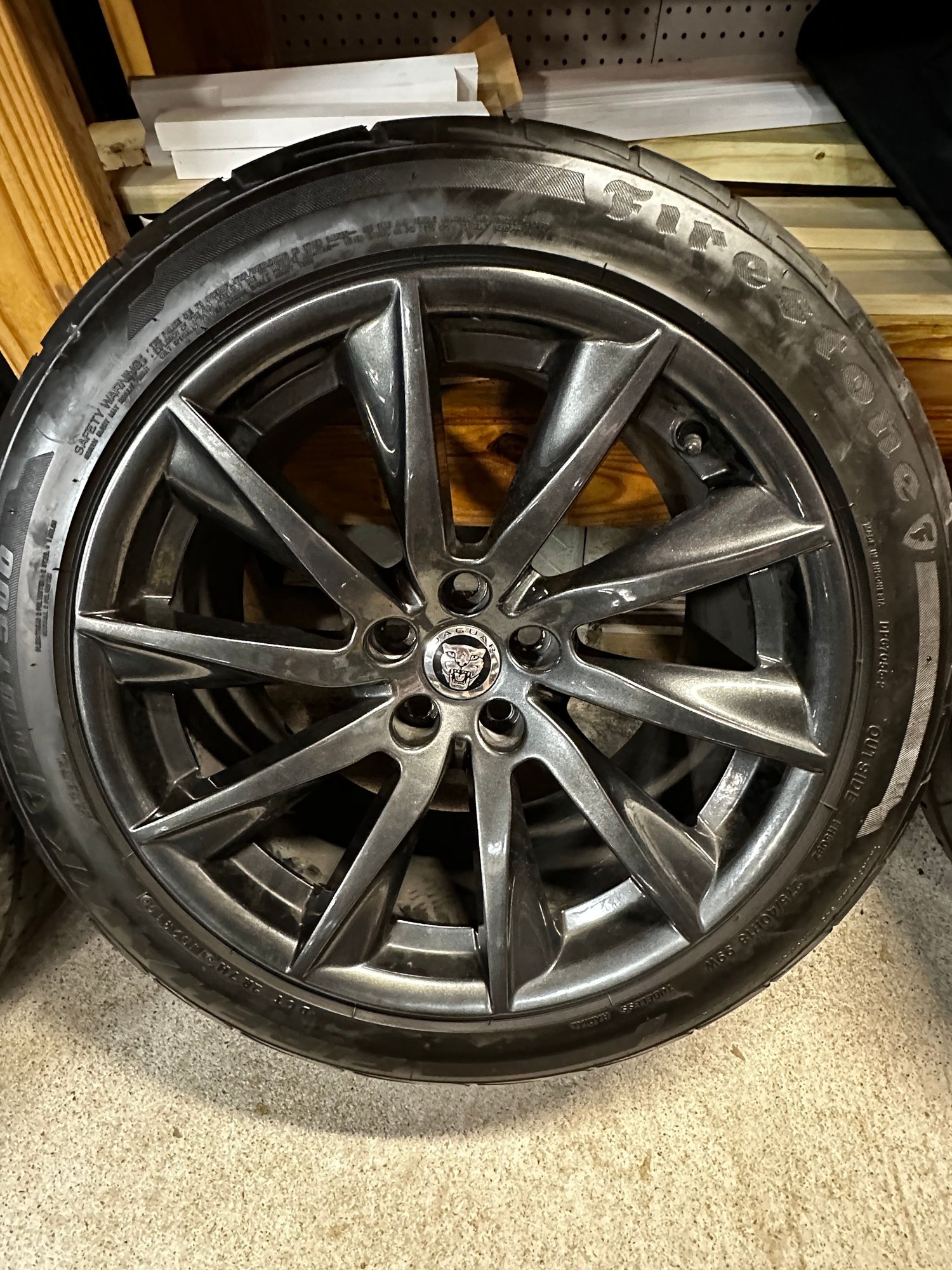 Wheels and Tires/Axles - Set of 4 Wheels and Tires from F-Type - Used - 2014 to 2024 Jaguar F-Type - Houston, TX 77008, United States