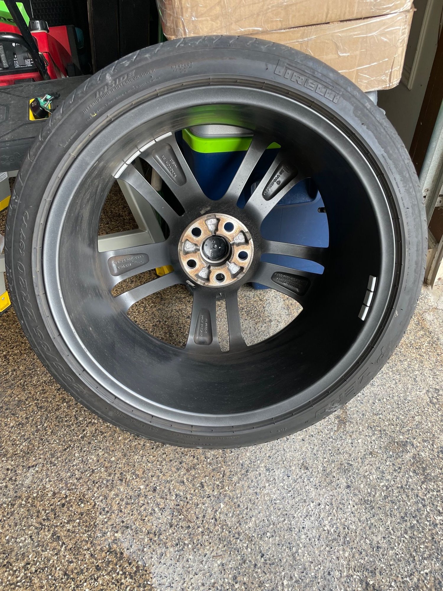 Wheels and Tires/Axles - Cyclone 20" Wheel and Tire Set including "Growler" Etched Black Lug Nut Set - Used - 2015 to 2020 Jaguar F-Type - Washington Twp., MI 48094, United States