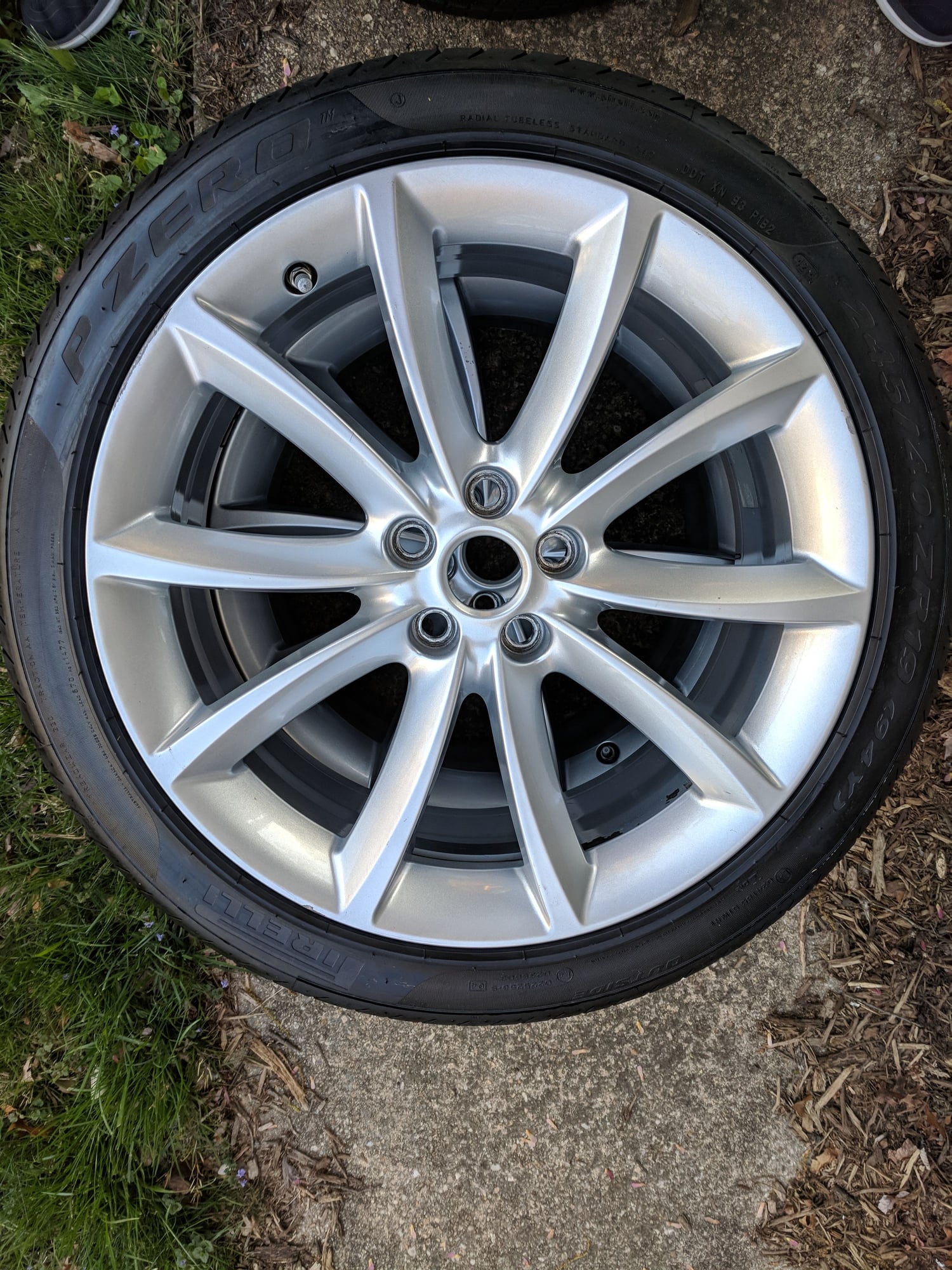 Wheels and Tires/Axles - Jaguar F-Type Propellor (Aquilla) 10 Spoke Wheelset with Pirelli P-Zero Tires - Used - 2013 to 2023 Jaguar F-Type - Chevy Chase, MD 20815, United States