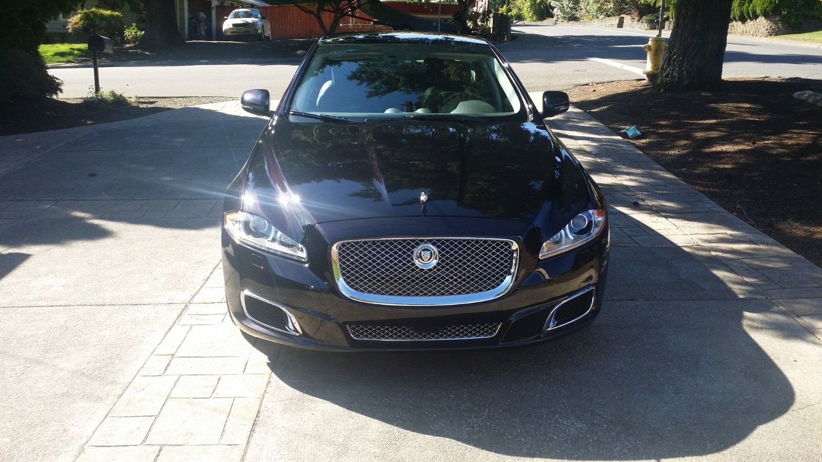 2013 Jaguar XJ - 2013 Jaguar XJL Ultimate - 1 of 30 - 36,989 miles - extended warr. through 8/31/2021 - Used - VIN SAJWA2KC5DMV42429 - 36,989 Miles - 8 cyl - 2WD - Automatic - Sedan - Purple - Portland, OR 97224, United States