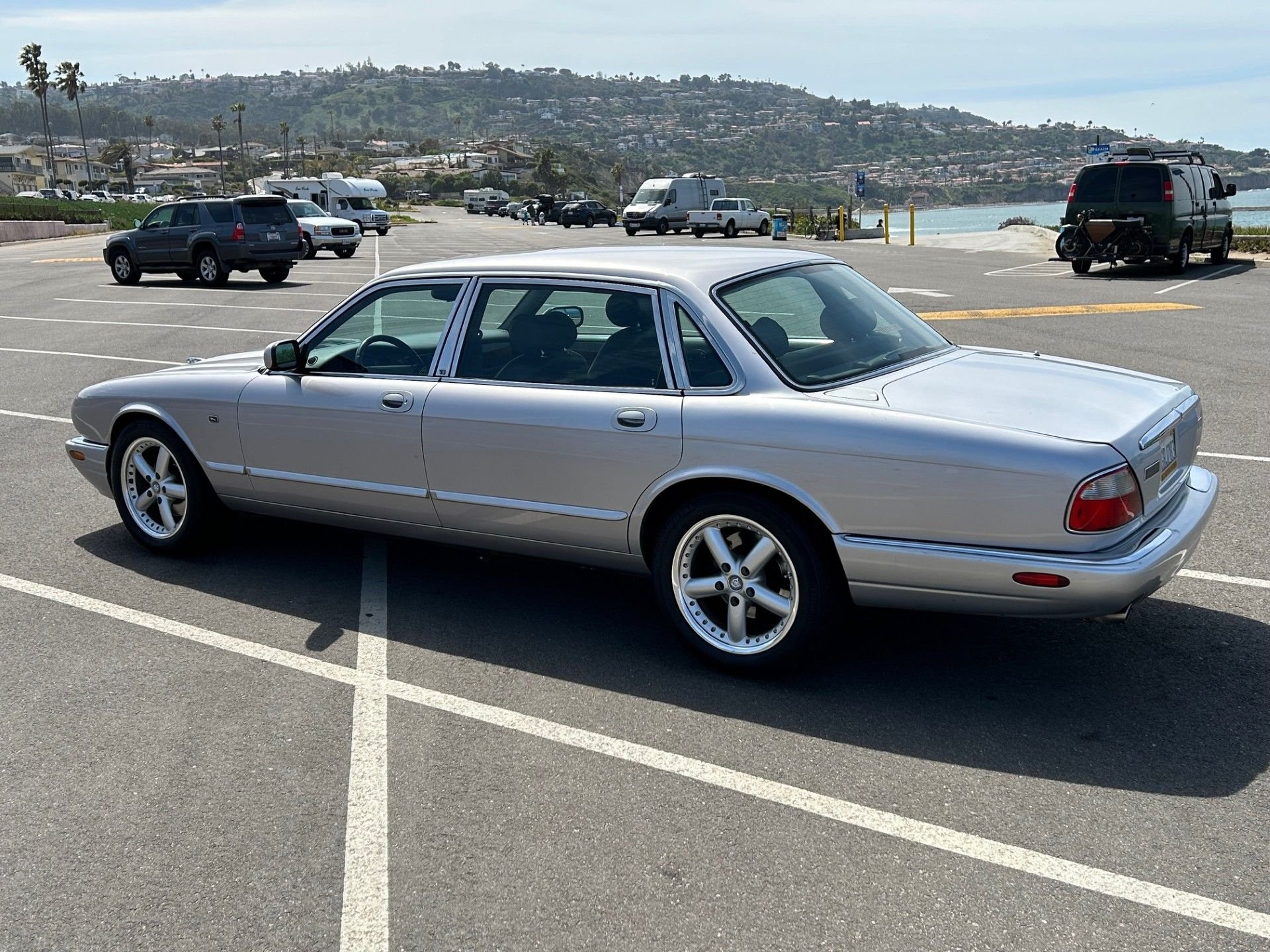 2000 Jaguar XJ8 - Amazing 2000 Jaguar XJ8 L Sport Silver Sedan w/ 111K Miles pure So. California Car - Used - VIN SAJDA23C4YLF06834 - 111,000 Miles - 8 cyl - 2WD - Automatic - Sedan - Silver - Redondo Beach, CA 90277, United States