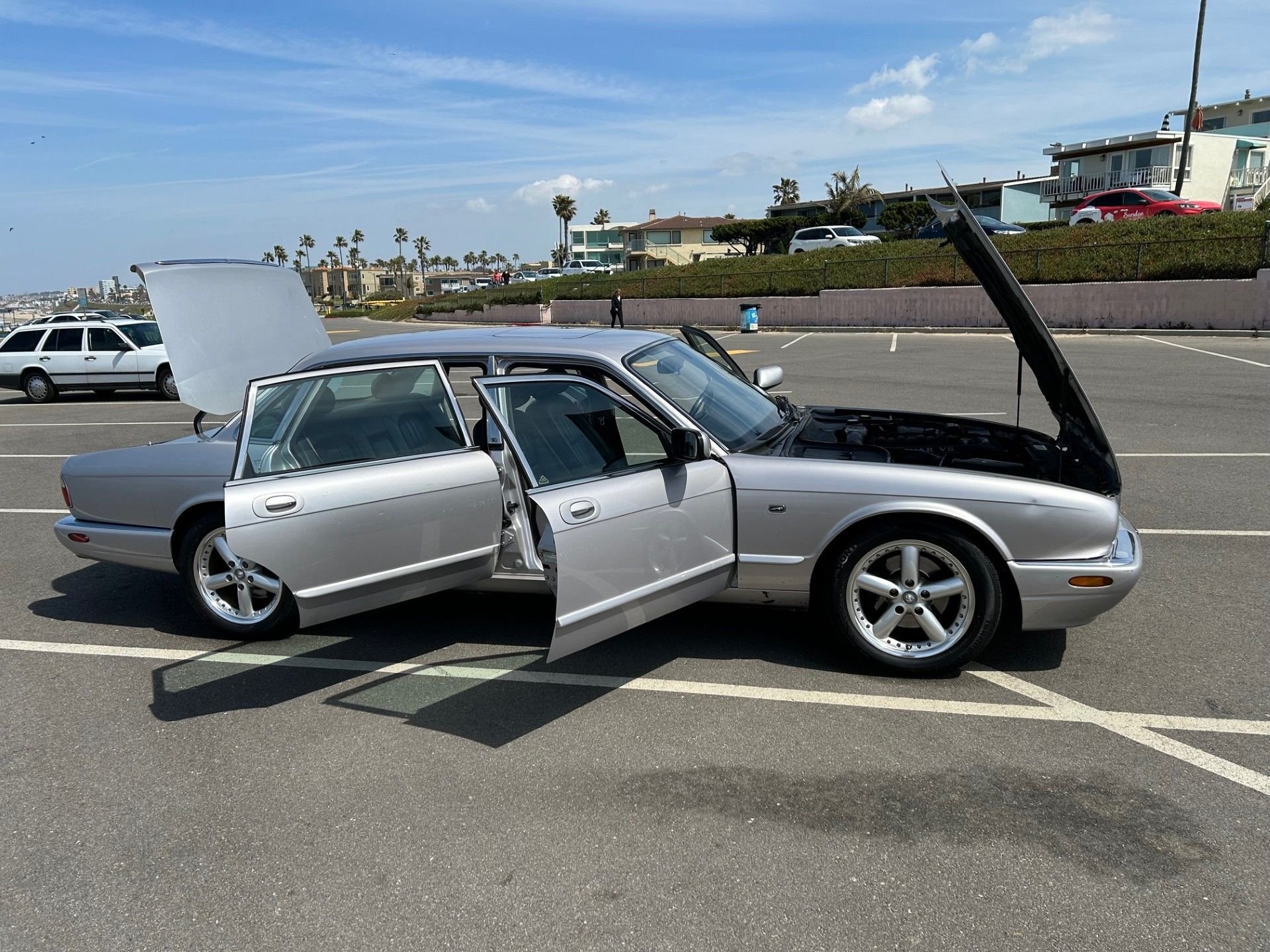2000 Jaguar XJ8 - Amazing 2000 Jaguar XJ8 L Sport Silver Sedan w/ 111K Miles pure So. California Car - Used - VIN SAJDA23C4YLF06834 - 111,000 Miles - 8 cyl - 2WD - Automatic - Sedan - Silver - Redondo Beach, CA 90277, United States