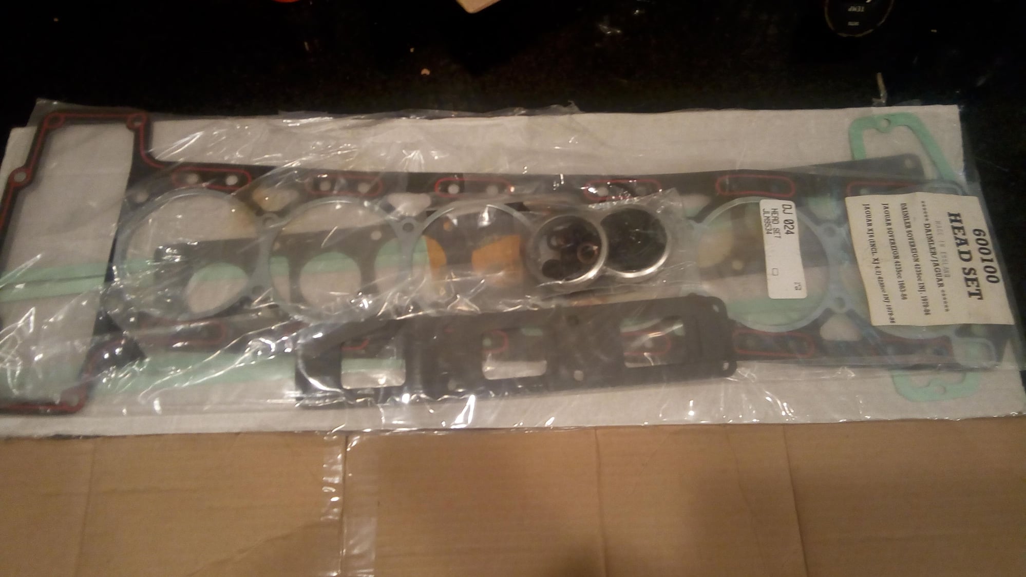 2011 Acura MDX - Head gasket set - Miscellaneous - $35 - Tallahassee, FL 32303, United States