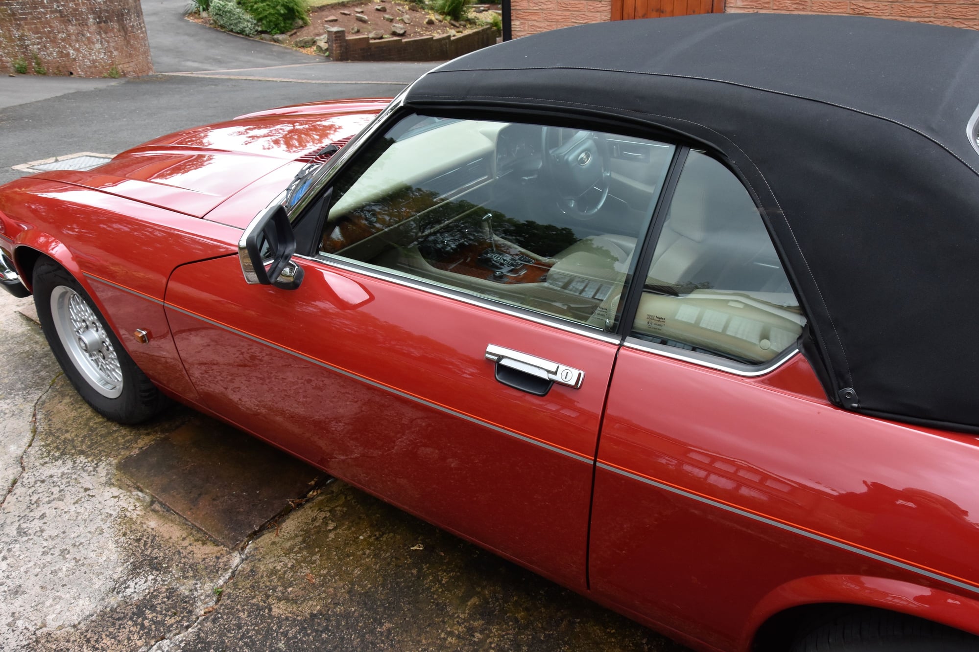 1993 Jaguar XJS - 1993 Jaguar XJS 5.3 V12 Convertible - Mechanically Restored - Outstanding - Used - VIN SAJJNJDW3EP182547 - 70,000 Miles - 12 cyl - 2WD - Automatic - Convertible - Red - Birmingham B388, United Kingdom