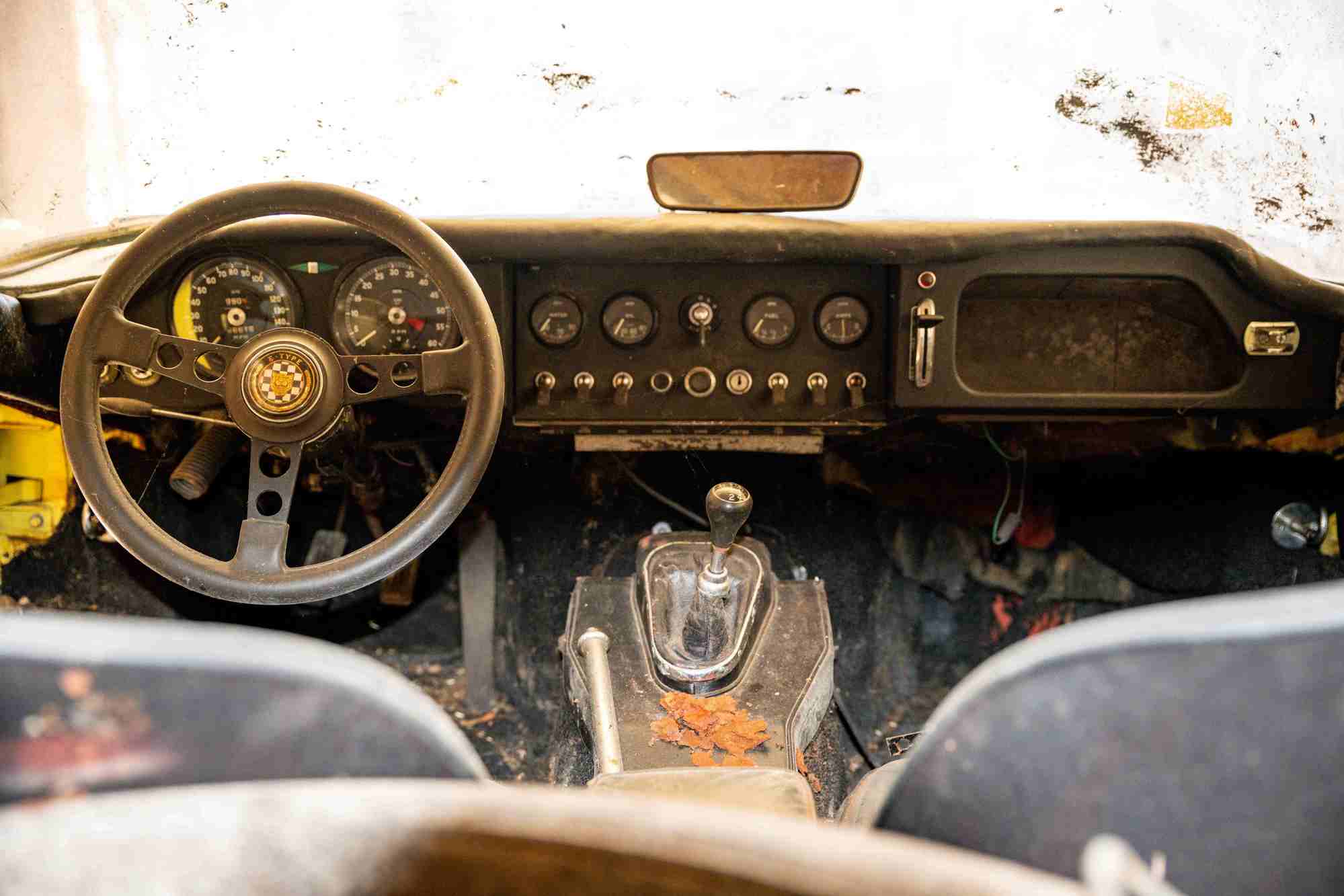 1964 Jaguar XKE - 1964 Jaguar XKE For Sale in Michigan - Used - VIN 00000000000889110 - 66,618 Miles - 6 cyl - 2WD - Manual - Coupe - Yellow - Romeo, MI 48065, United States