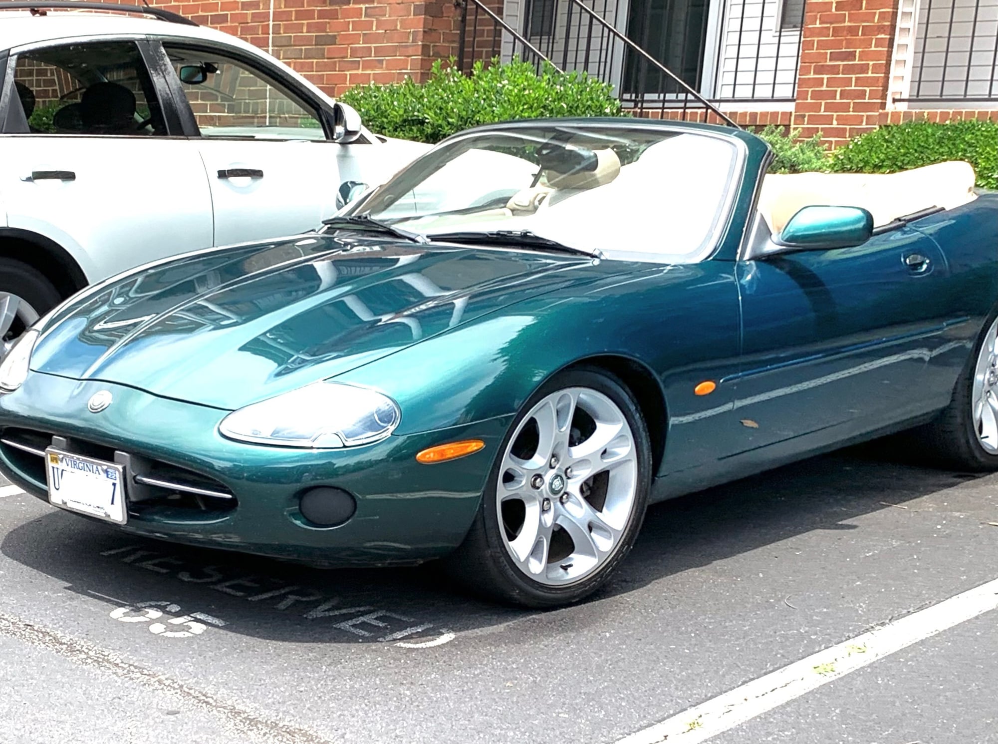 2003 Jaguar XK8 - 2003 Jaguar XK8 ~ Convertible - Used - VIN SAJDA42C332A32xxx - 135,000 Miles - 8 cyl - 2WD - Automatic - Convertible - Other - Norfolk, VA 23507, United States