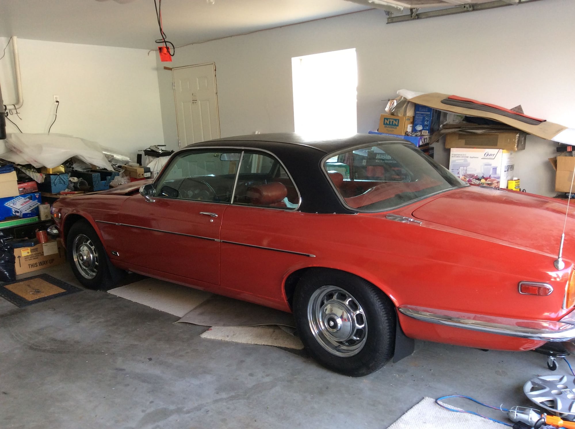 1977 Jaguar XJ6 - XJ6C For Sale - Used - VIN UF2J5019700000000 - 86,600 Miles - 6 cyl - 2WD - Automatic - Coupe - Red - Abbotsford B.c, BC V2S7J1, Canada