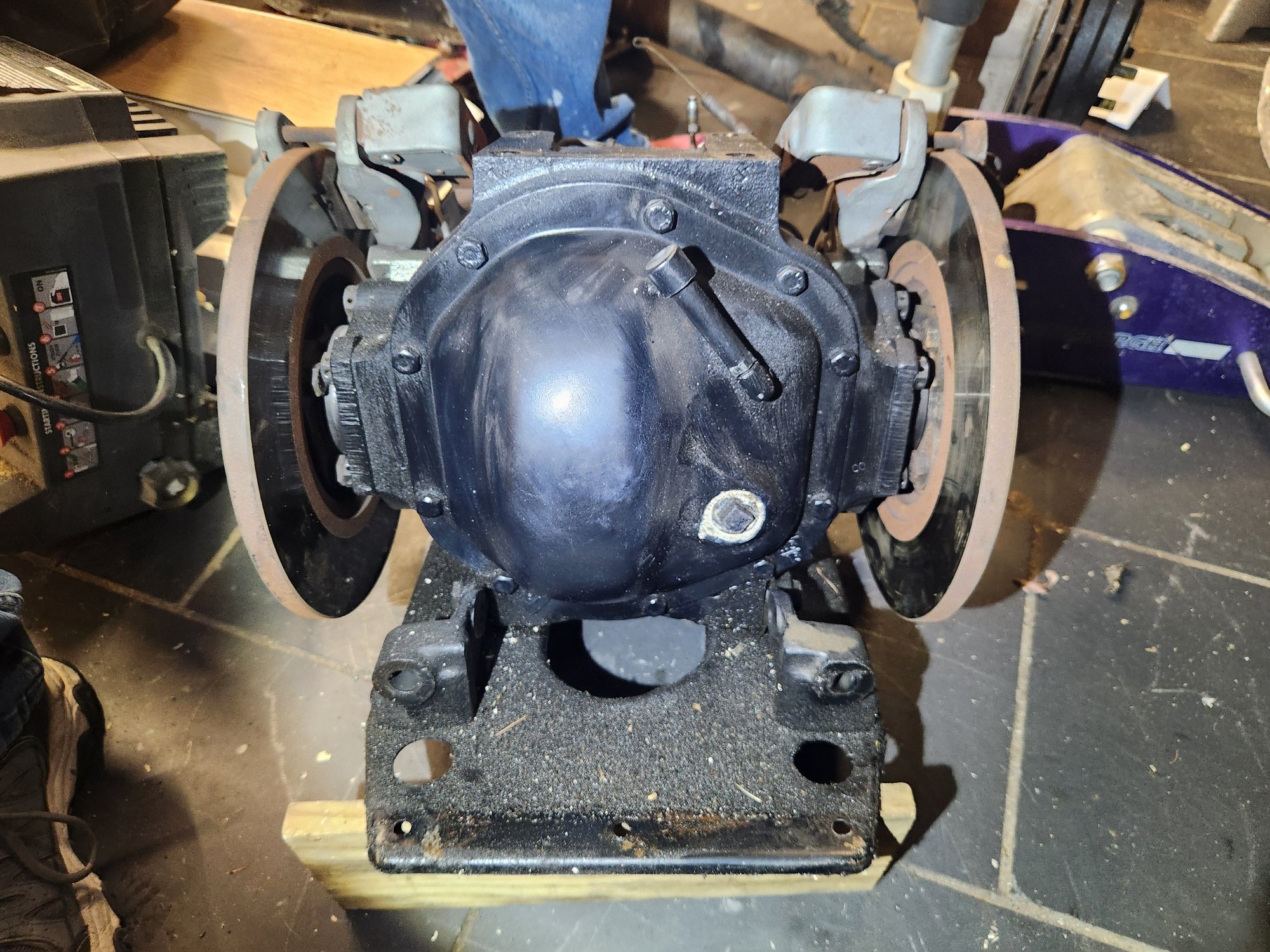 Drivetrain - For Sale: 3.31 rear end with Powr-Lok (needs a rebuild) - Used - -1 to 2025  All Models - Brooklyn, NY 11218, United States
