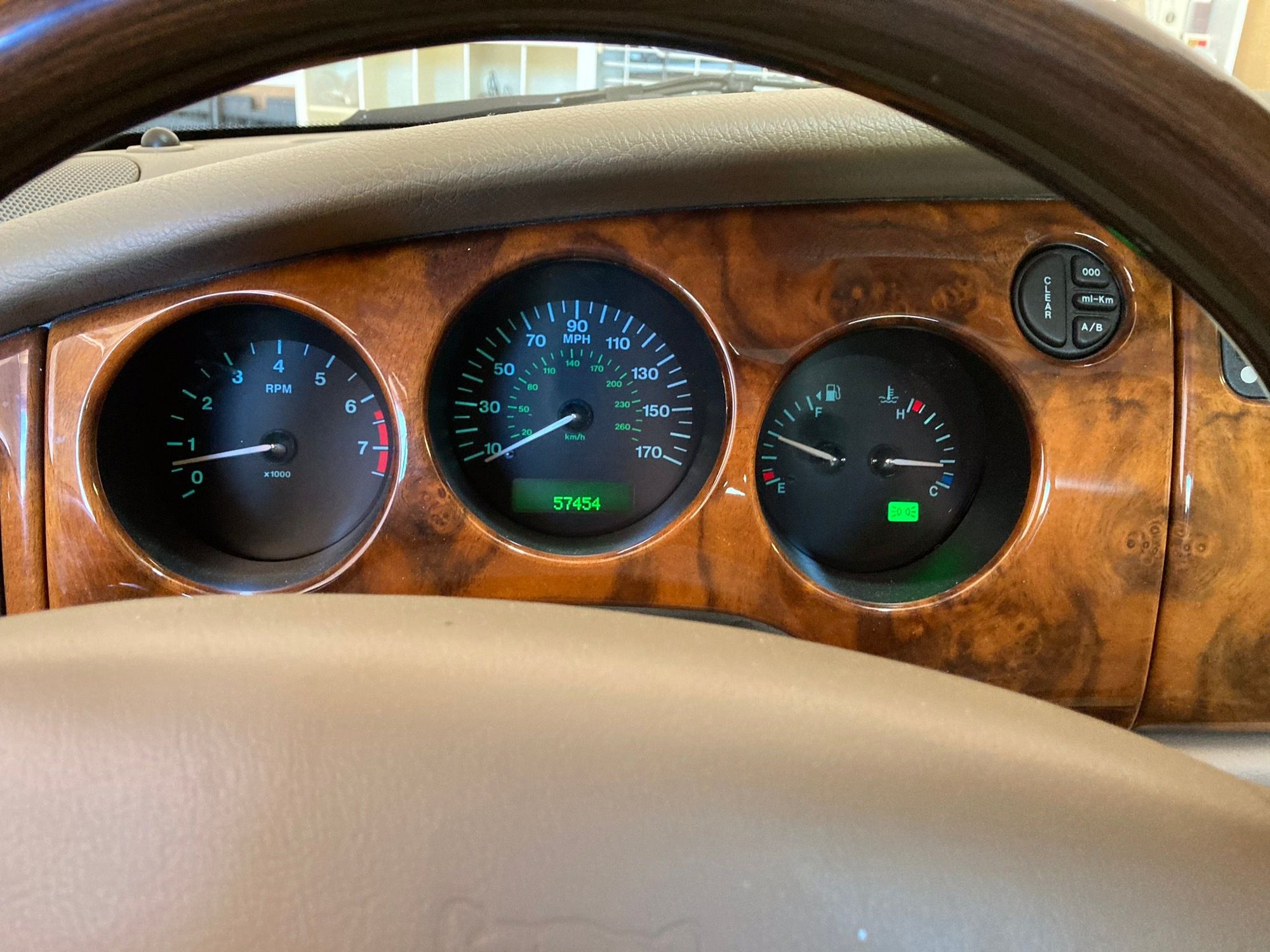 2003 Jaguar XK8 - Low mileage AZ convertible 2003 - Used - VIN SAJDA42C732A34382 - 57,600 Miles - 8 cyl - 2WD - Automatic - Tucson, AZ 85742, United States
