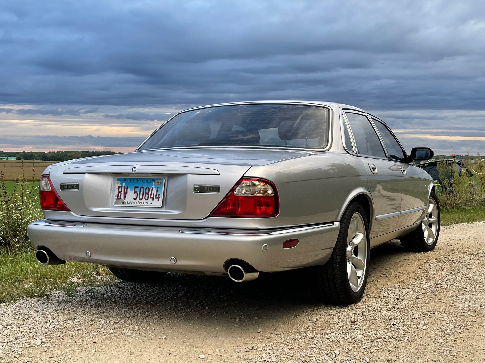 2000 Jaguar XJR - Extremely clean 2000 XJR 90k miles - Used - VIN Wmwsv3c59bty13385 - 90,000 Miles - 8 cyl - 2WD - Automatic - Sedan - Silver - Oswego, IL 60543, United States
