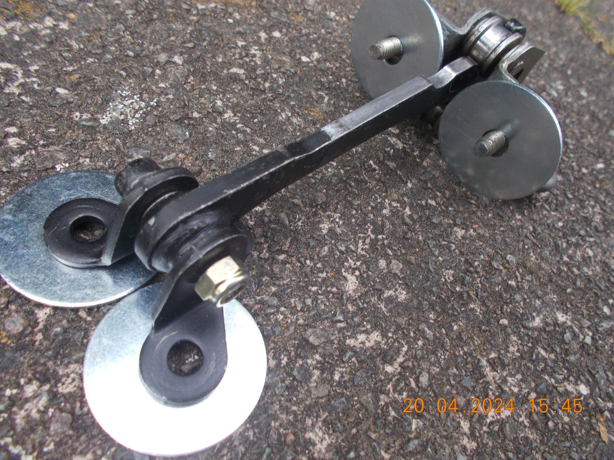 Replacement stay arm with strengthening washers