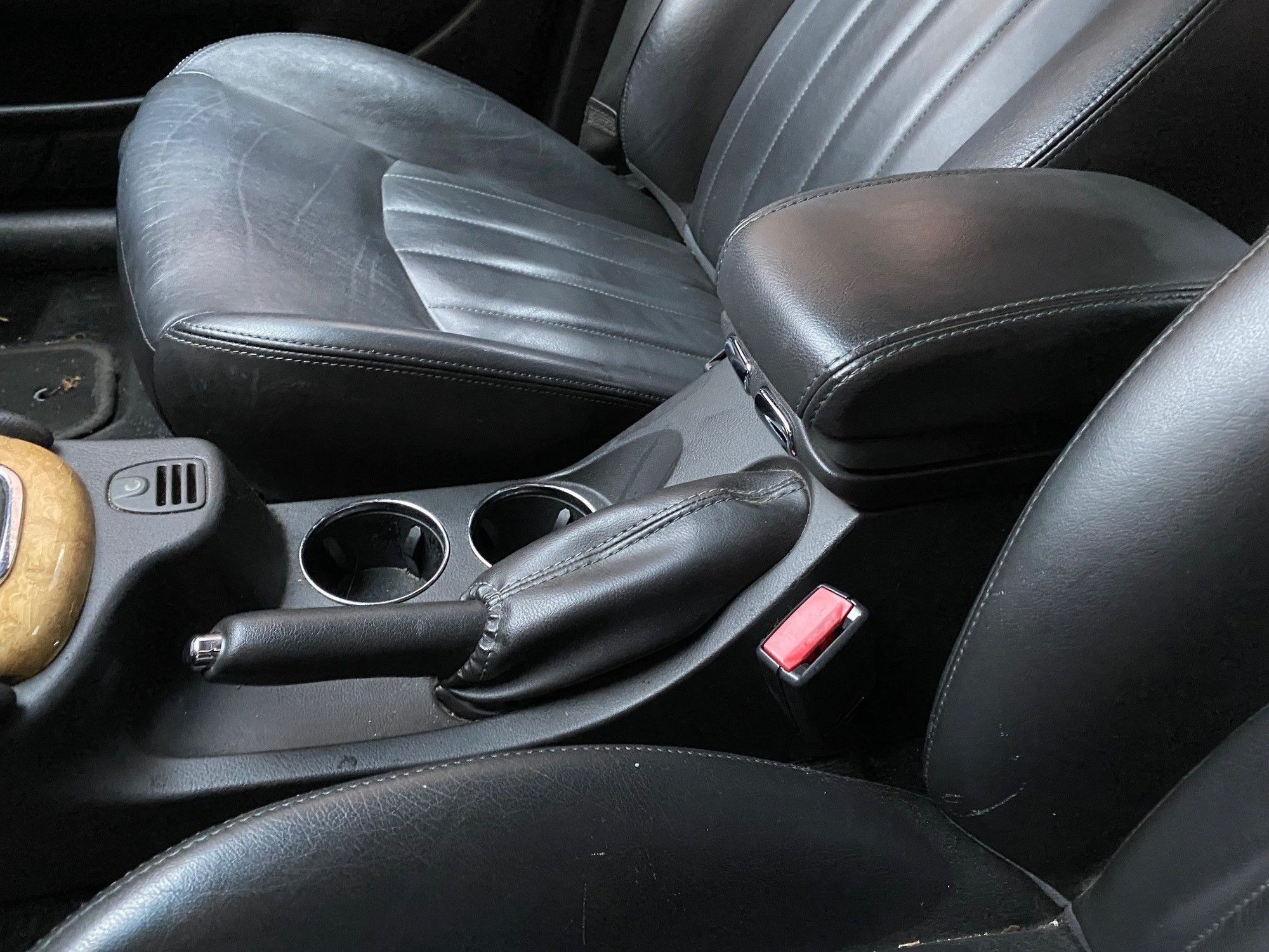 2004 Jaguar X-Type - Jaguar X-Type 3.0 AWD 2004 - Needs Work - $2,500 NYC - Used - VIN SAJEA51C74WD86948 - 92,000 Miles - 6 cyl - 4WD - Automatic - Sedan - Gray - New York, NY 11249, United States