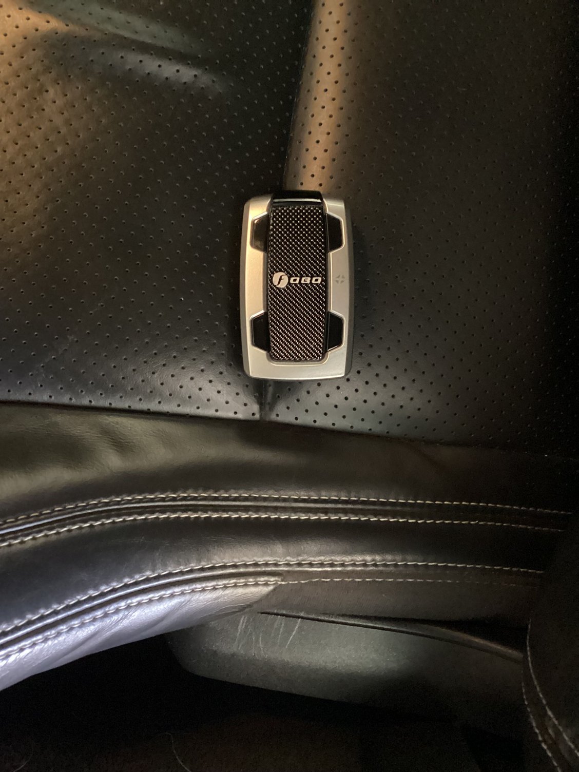 The receiver module. Takes AA bateries