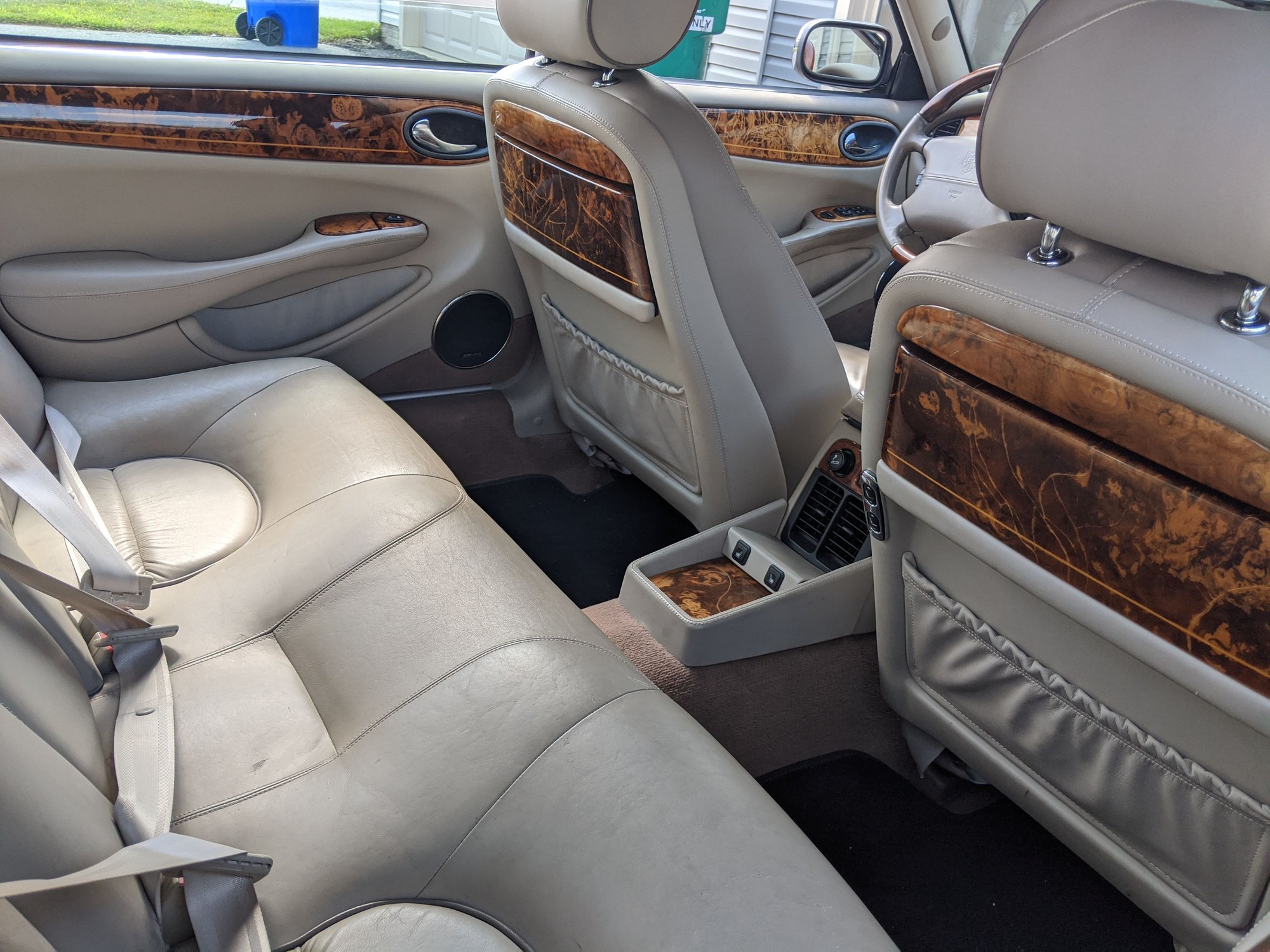 2003 Jaguar Vanden Plas - 2003 Jaguar Super V8 - Used - VIN SAJDA25B13MF57540 - 145,000 Miles - 8 cyl - 2WD - Automatic - Sedan - Silver - Upper Marlboro, MD 20772, United States