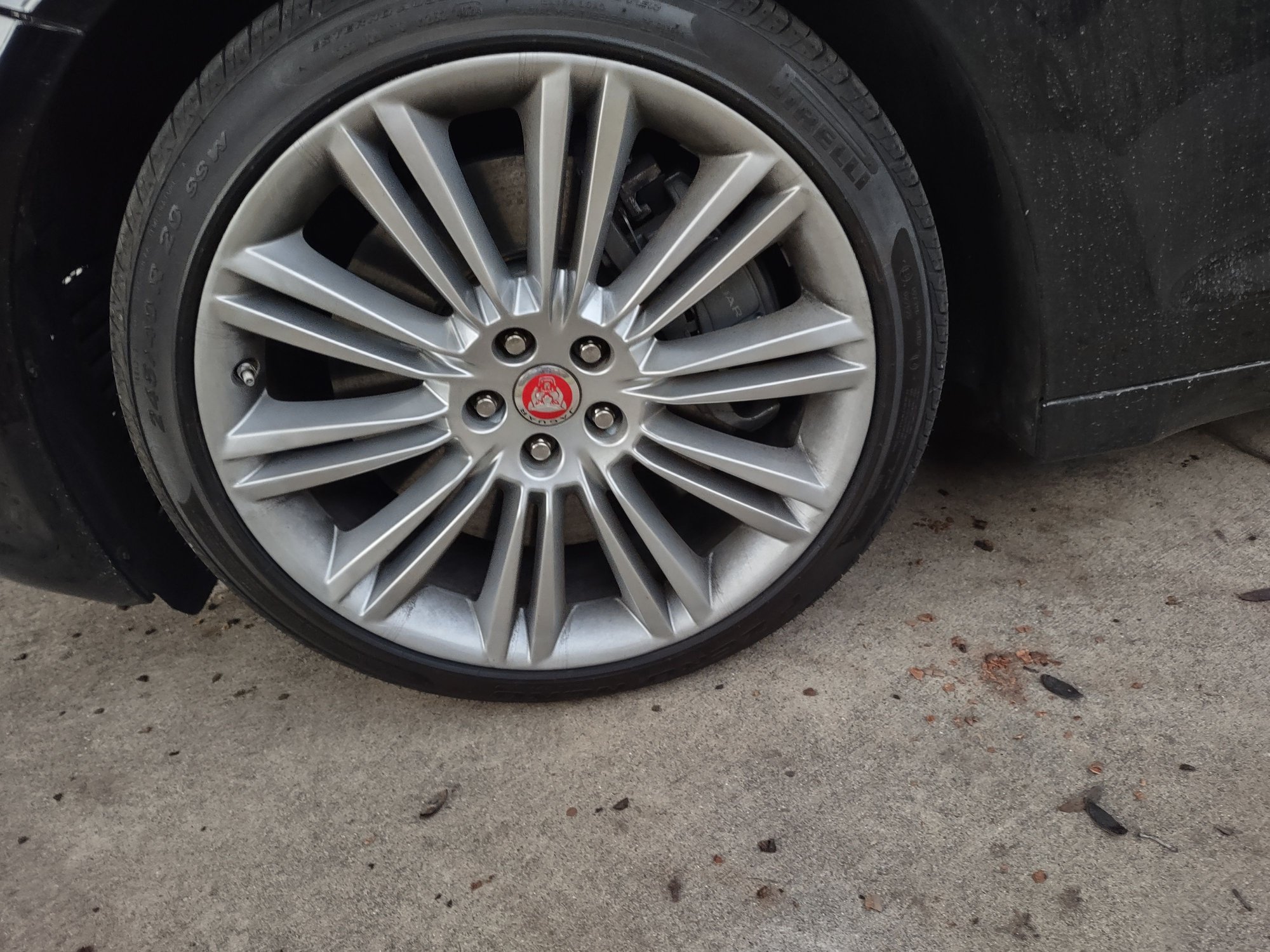 2019 Jaguar XJ - Wheels galore! 20" Kasuga wheels w/Pirellis &20" black OEM 5 spoke wheels for F-Pace - Dallas, TX 75218, United States