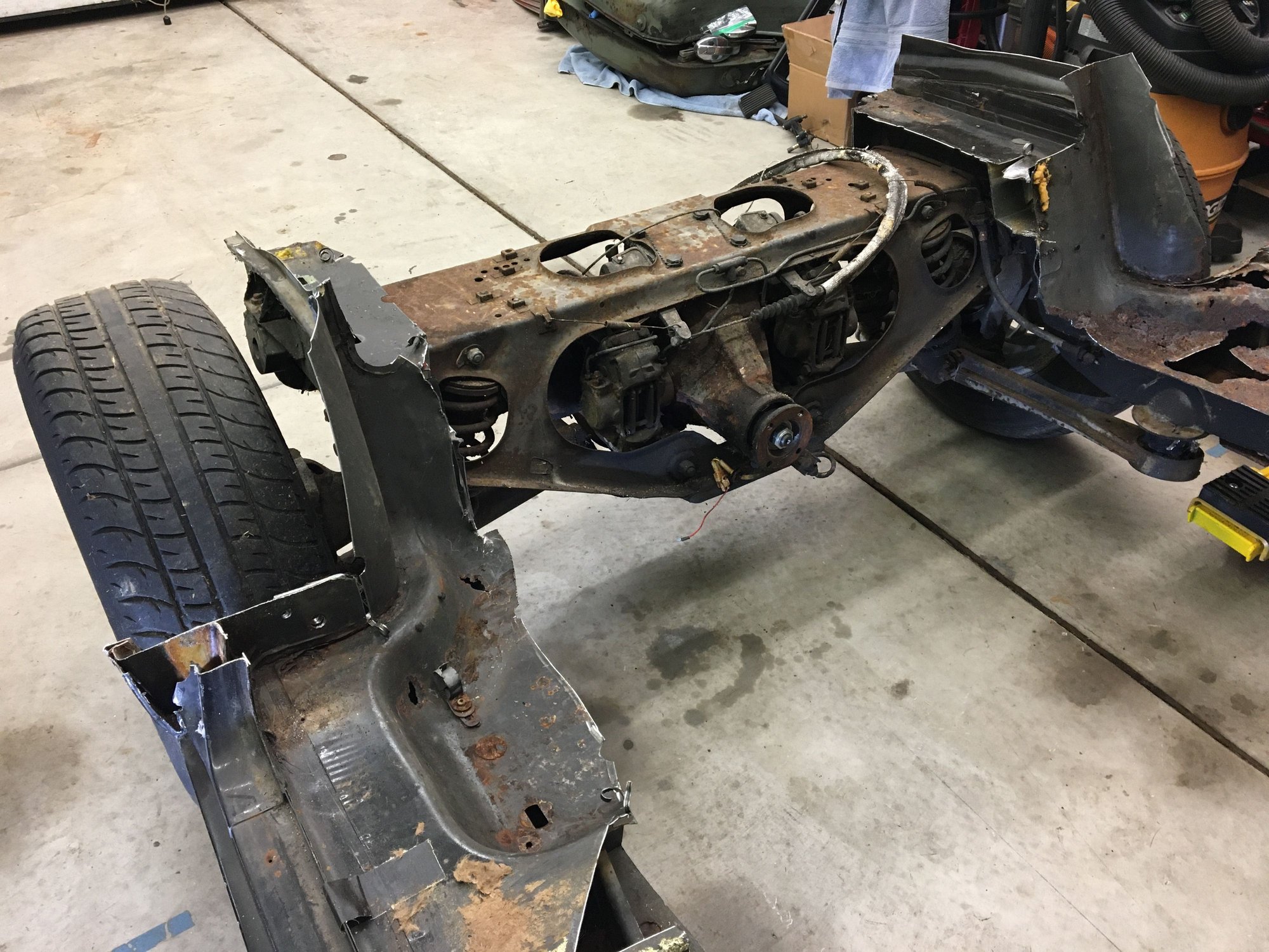 Jaguar XJ6 IRS Complete Assembly HubtoHub including 2piece drive