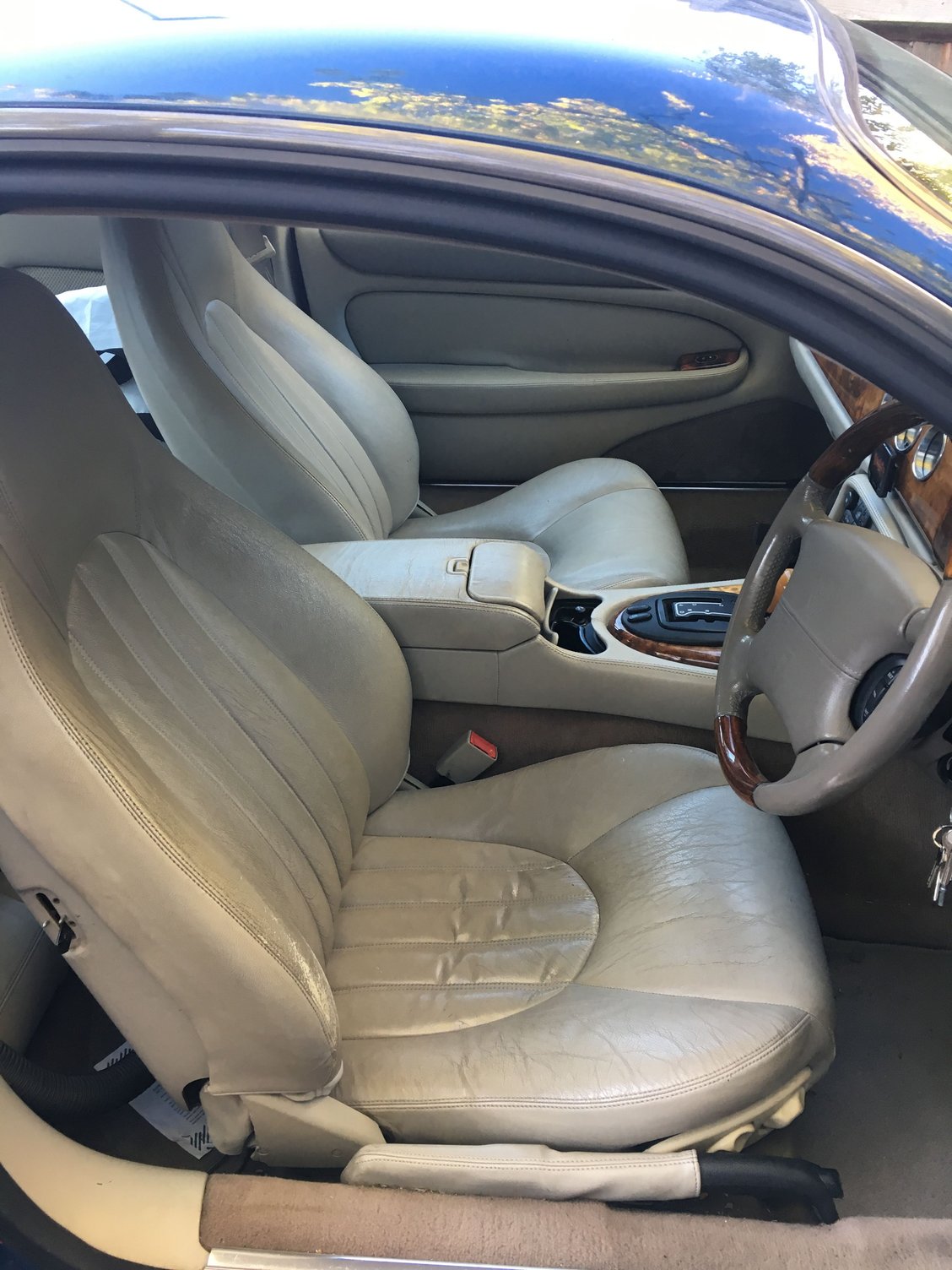 1997 Jaguar XK8 - Jaguar XK8 1997 107,000 miles Very high Spec Spares or Repair - Used - VIN SAJJGAED3AR009386 - 107,000 Miles - 8 cyl - 2WD - Automatic - Coupe - Blue - Beckenham Kent BR33LR, United Kingdom