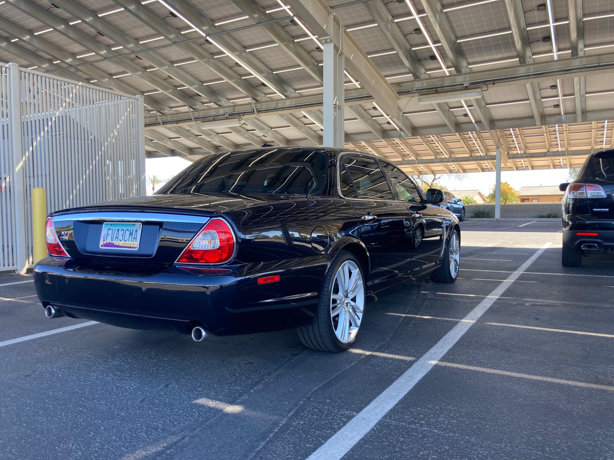 2009 Jaguar Super V8 - For Sale: 2009 Super V8 Portfolio - Used - VIN upon request - 93,000 Miles - 8 cyl - 2WD - Automatic - Sedan - Blue - Surprise, AZ 85379, United States