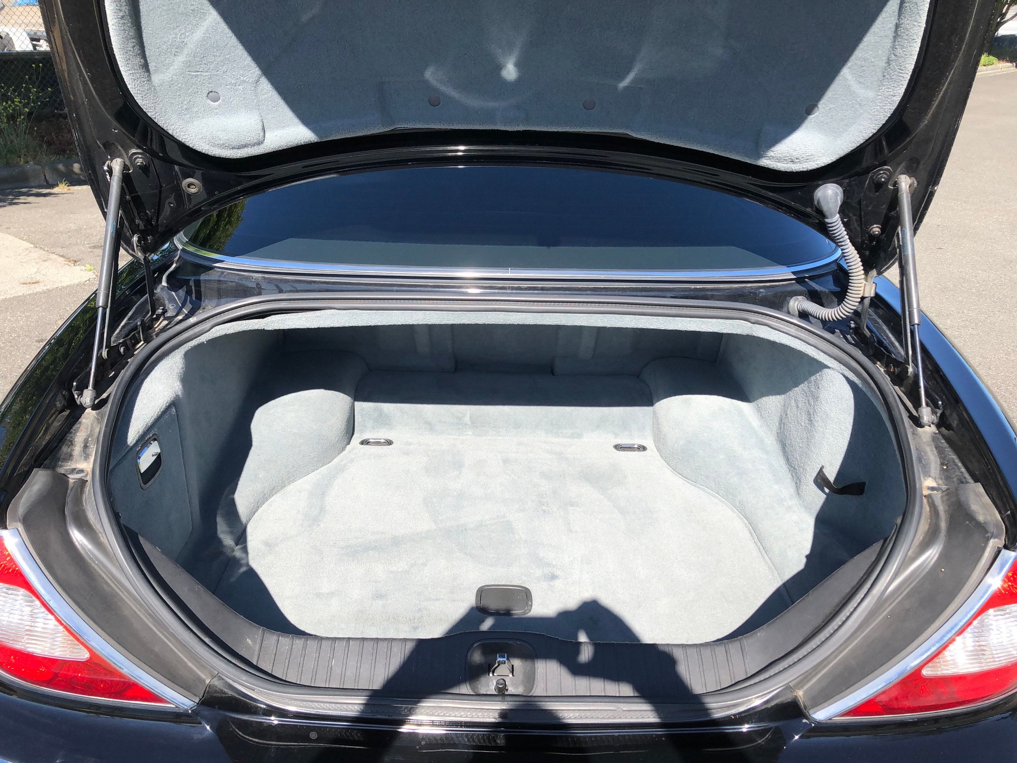 2004 Jaguar XJR - 2004 XJR for Sale - Used - VIN SAJWA73B34TG19553 - 143,000 Miles - 8 cyl - 2WD - Automatic - Sedan - Black - Seattle, WA 98188, United States