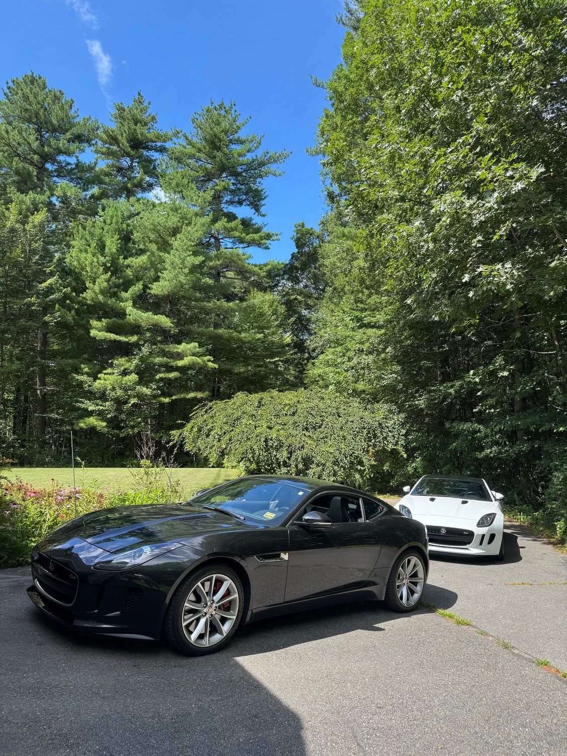 Parked at DJS�s house on our way back home. 