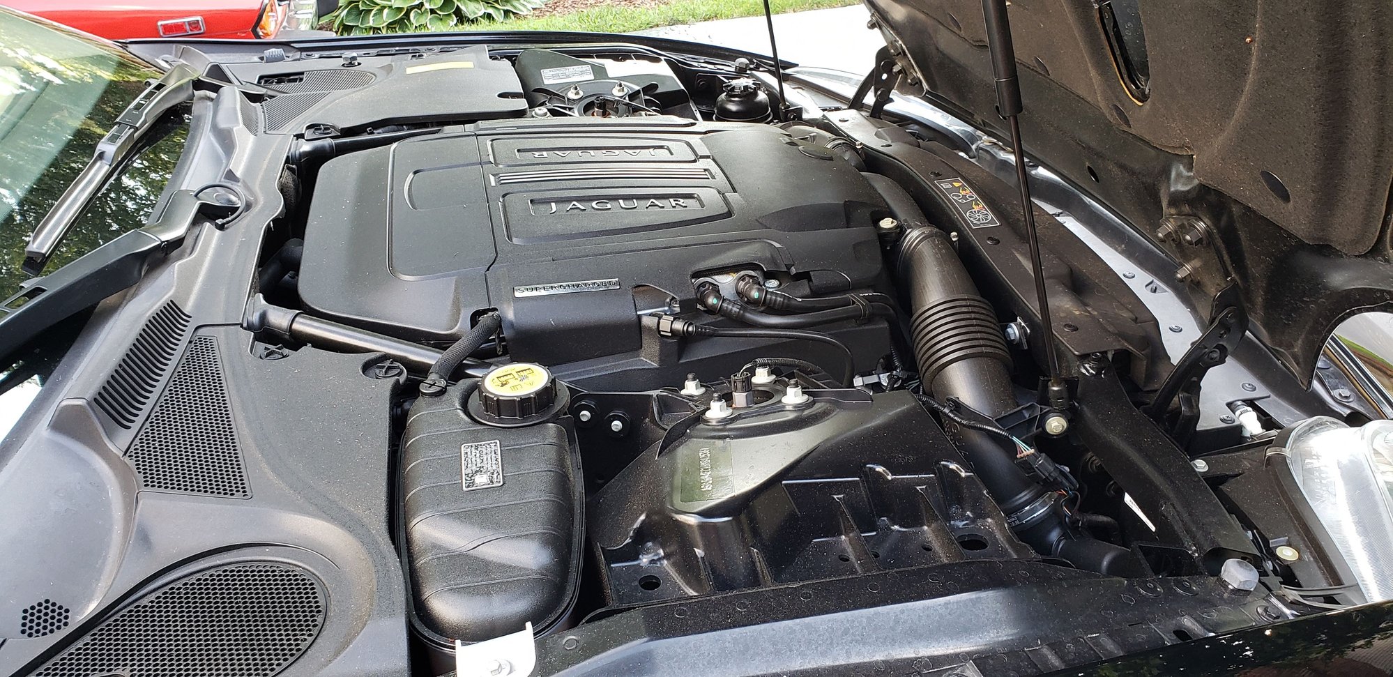 2011 Jaguar XKR - 2011 jag xkr - Used - VIN SAJWA4EC1BMB4253 - 22,600 Miles - 8 cyl - 2WD - Automatic - Convertible - Black - Dublin, OH 43017, United States