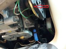 The edge of speaker can be seen
