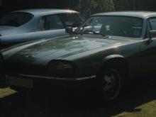 My Beautiful 1983 Fern Green XJS which I wish I'd never sold (but it kept going wrong)
and replaced with my 1986 Arctic Blue XJS