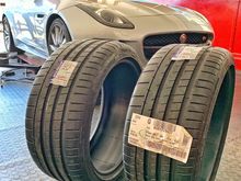 PSS 305’s on the back, 265’s up front. A lot stickier and quieter than the original Pirelli’s. 