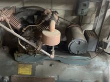 Compressor I think that ran it (also came with the shop)
