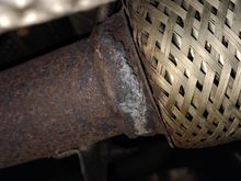 This is a crack in the Black pipe exhaust system