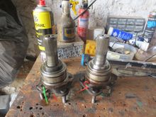 THis nis the DANA stub axle when unbolted.