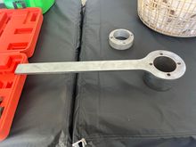 The tool and the extension