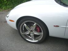 Before removal. I have the missing Foose cap.