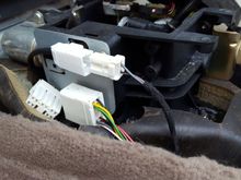 This is the connector to disconnect if you want to remove j gate.