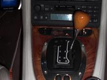 Installation of HK IPOD System - Wireless Controller mounted below shifter, display in foot well, intergrated audio via tape deck