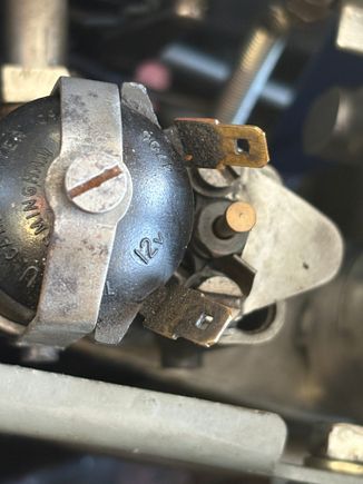 Aux Carb