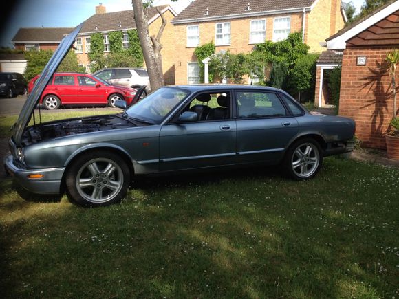 Well she's finally out of the garage for good, waiting for bumper bracket then she's ready for mot 😉