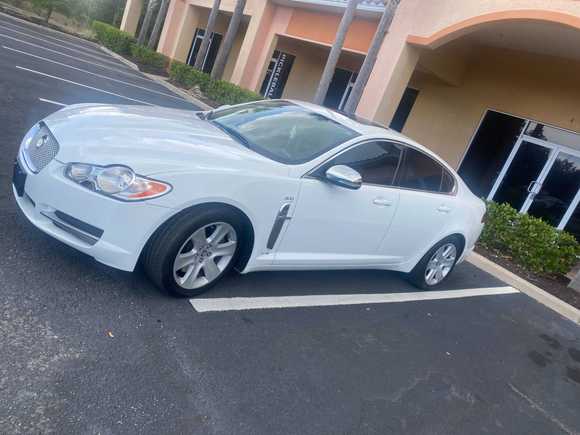 2011 Xf 33k miles
