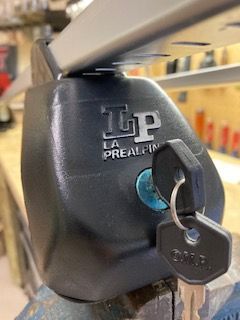 Locking feet keeps rack securely fastened to your car.