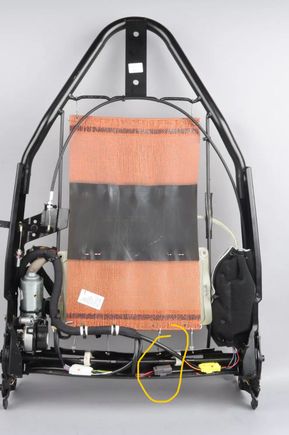 The upper seat plug is circled here there’s a lower seat plug on the frame too. I don’t apparently have a picture of it.  And if I recall correctly from the wiring diagram, power comes into the lower seat elements goes through it then goes into the upper seat. Element goes through it, and then goes off to probably a ground.