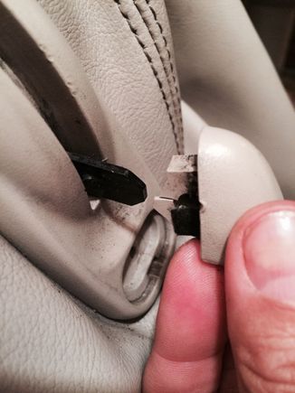 The knob going to the lever. I've already broken it here.