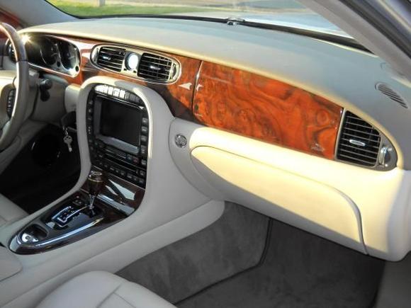 Interior 2004 Jag XJ8